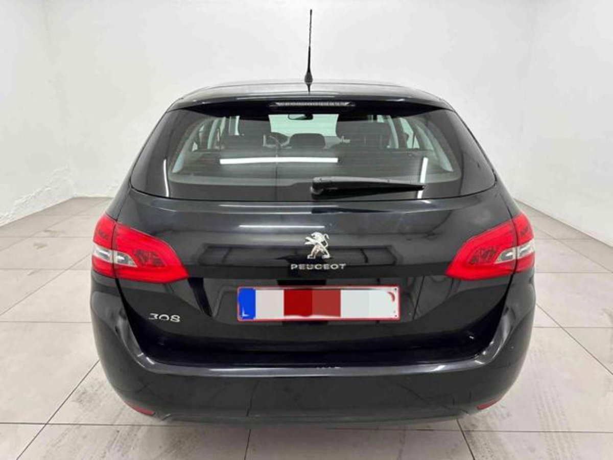 Peugeot 308 BlueHDi 130 S&S Business (6)
