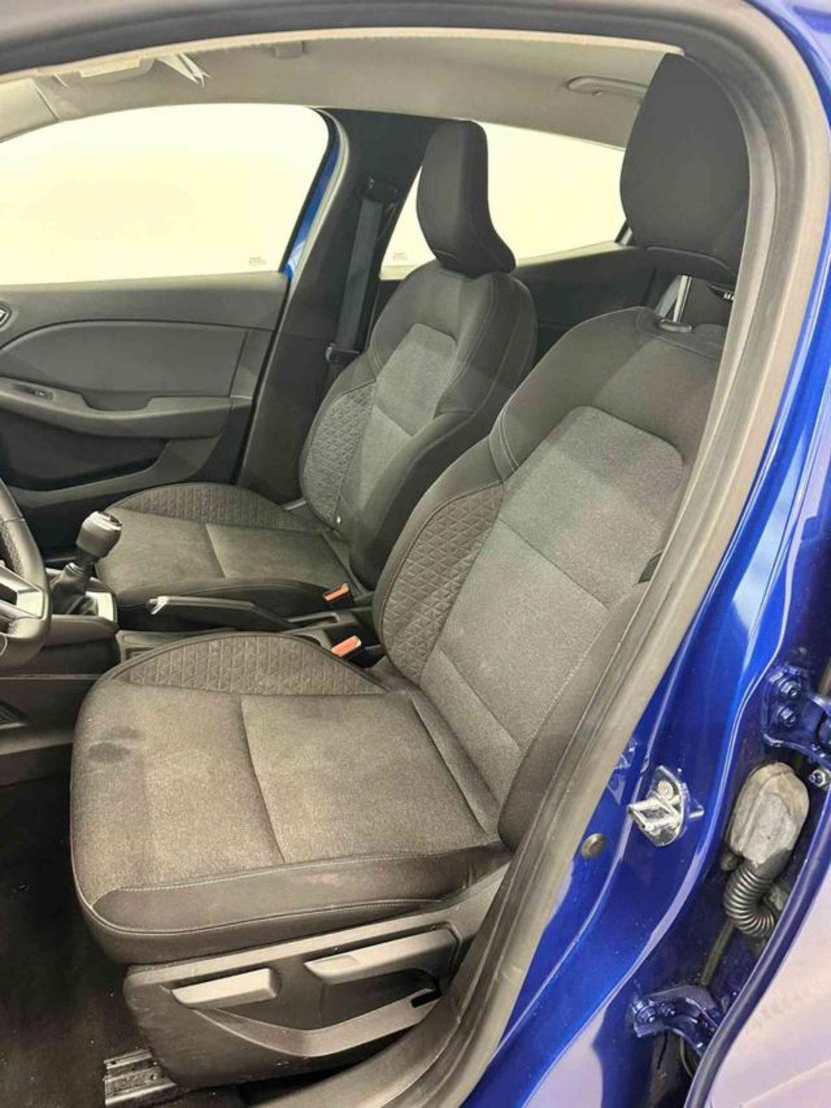 Renault Clio SCe 75 CV 5 porte Zen (8)