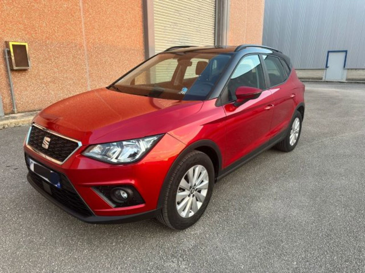 SEAT Arona 1.0 ecotsi 95cv (2)
