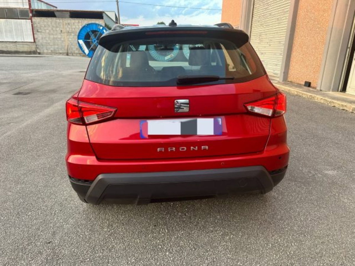 SEAT Arona 1.0 ecotsi 95cv (6)