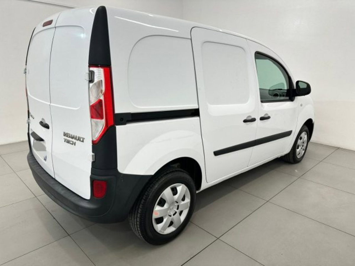 Renault Kangoo 1.5 dCi 75CV F.AP. 3p. Express Compact (7)