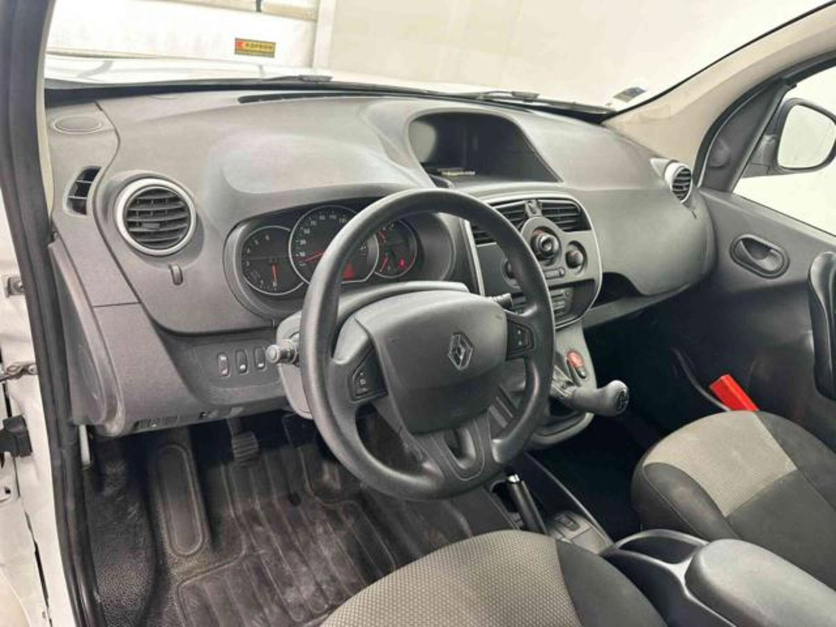 Renault Kangoo 1.5 dCi 75CV F.AP. 3p. Express Compact (11)