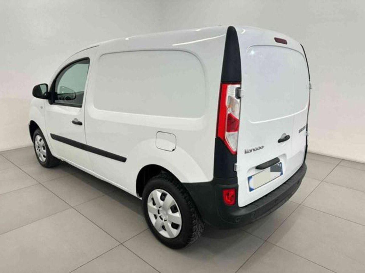 Renault Kangoo 1.5 dCi 75CV F.AP. 3p. Express Compact (6)