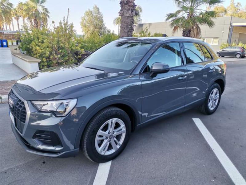 Audi Q3 35 TDI quattro S tronic Business