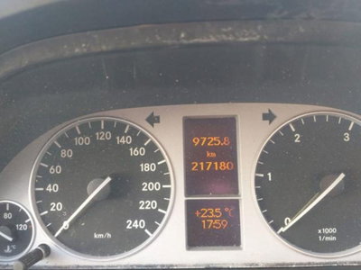 Mercedes-Benz Classe B 180 CDI (8)