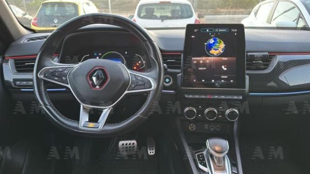 Renault Arkana E-Tech 145 CV R.S. Line (8)