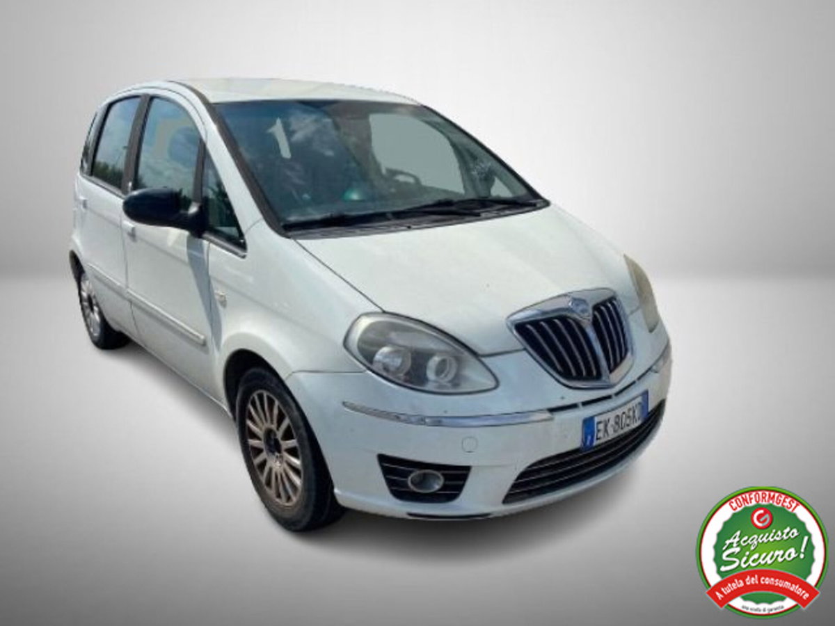Lancia Musa 1.4 8V Ecochic (GPL) Gold (2)