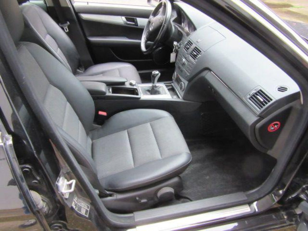 Mercedes-Benz Classe C 220 CDI Eleg. (5)