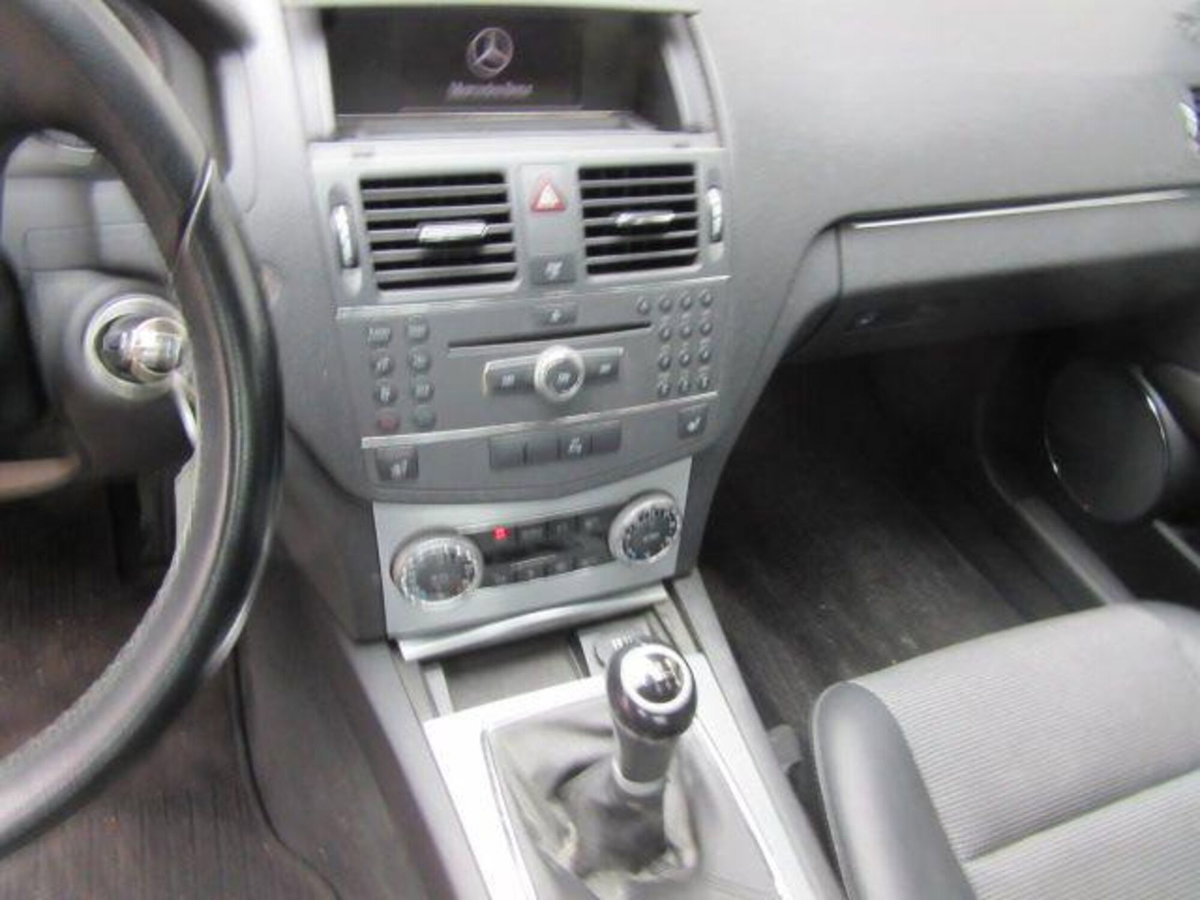 Mercedes-Benz Classe C 220 CDI Eleg. (8)