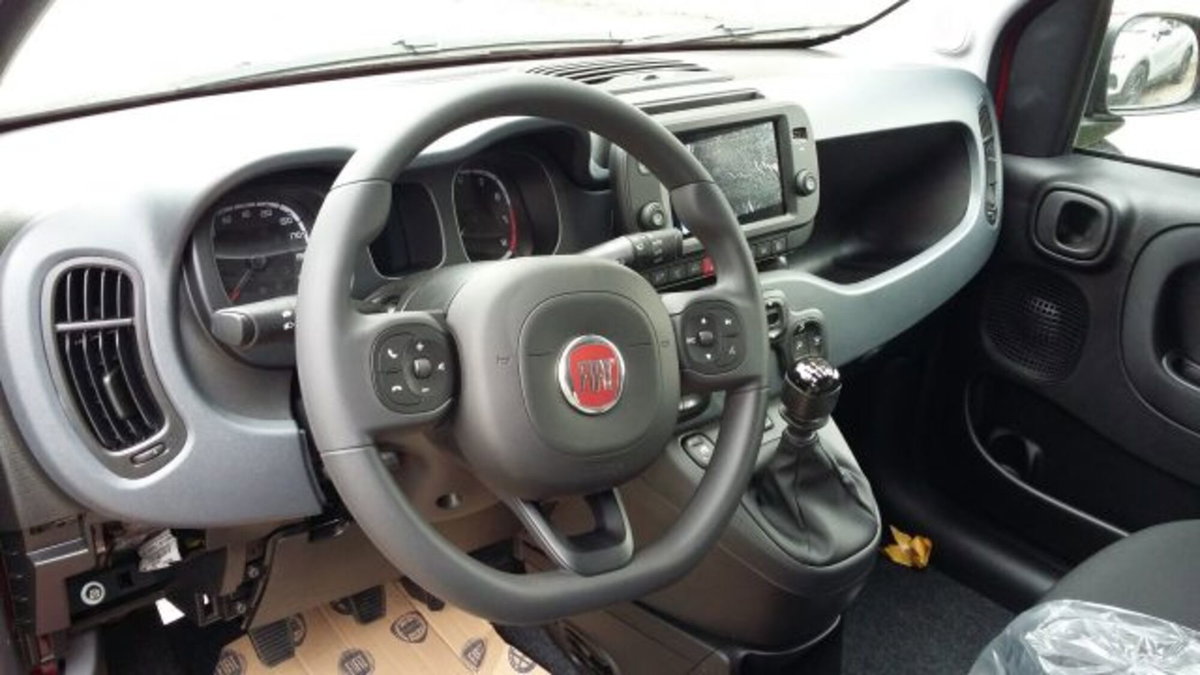 Fiat Panda Cross 1.0 firefly hybrid Cross s&s 70cv 5p.ti (5)