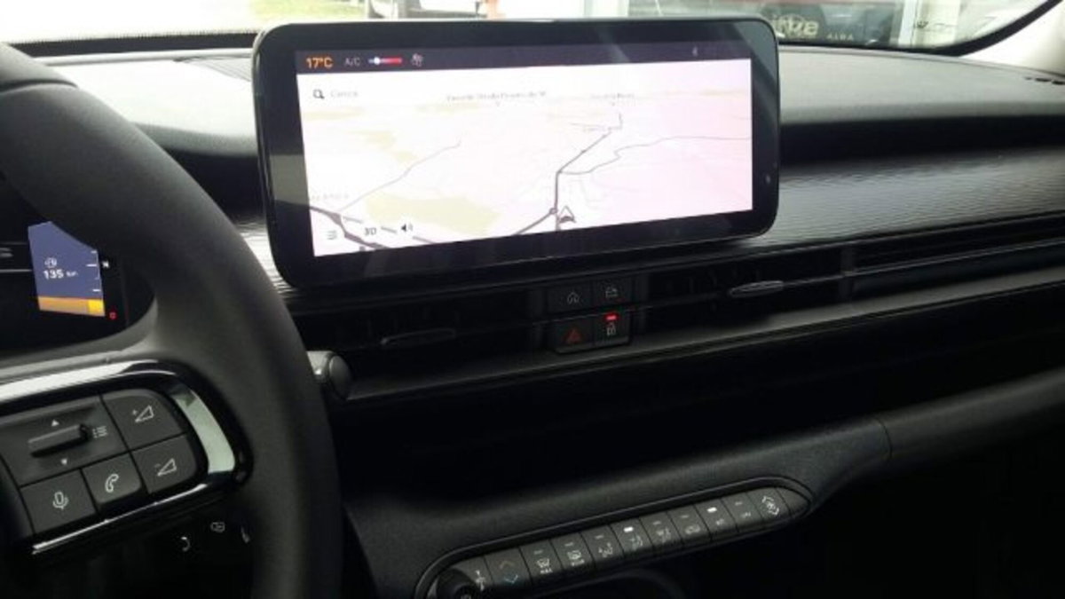 Jeep Avenger 1.2 turbo Longitude fwd 100cv (5)