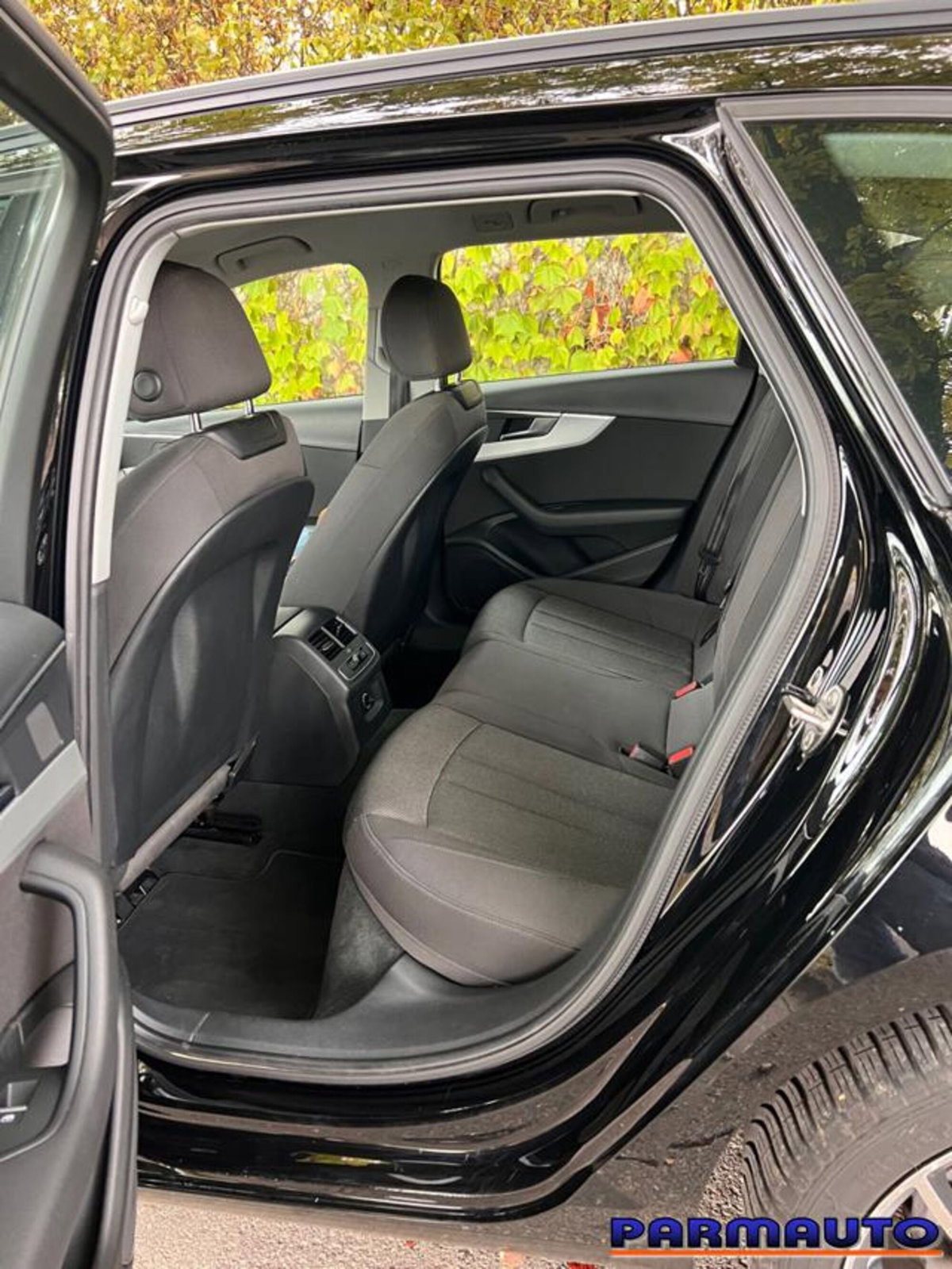 Audi A4 Avant 2.0 TDI 122 CV S tronic Business (7)