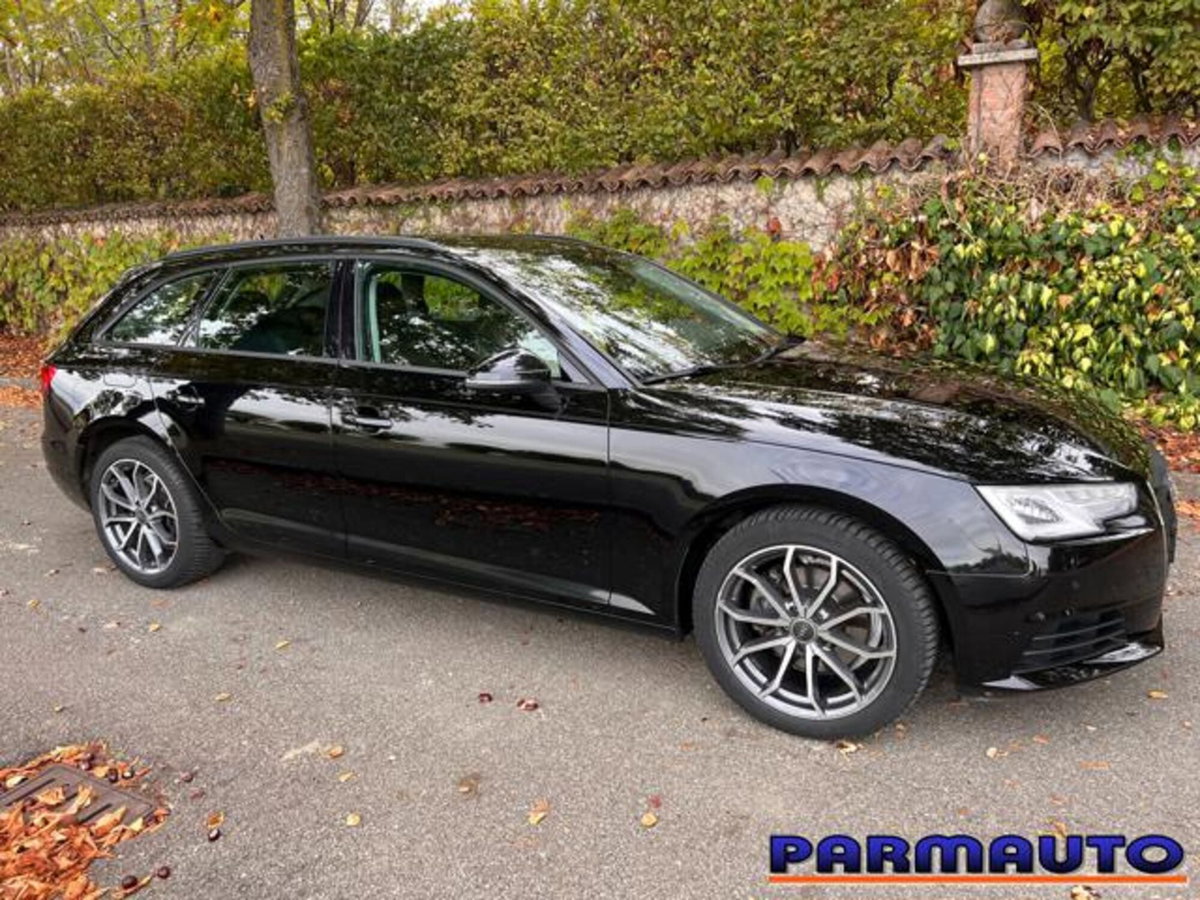 Audi A4 Avant 2.0 TDI 122 CV S tronic Business (12)