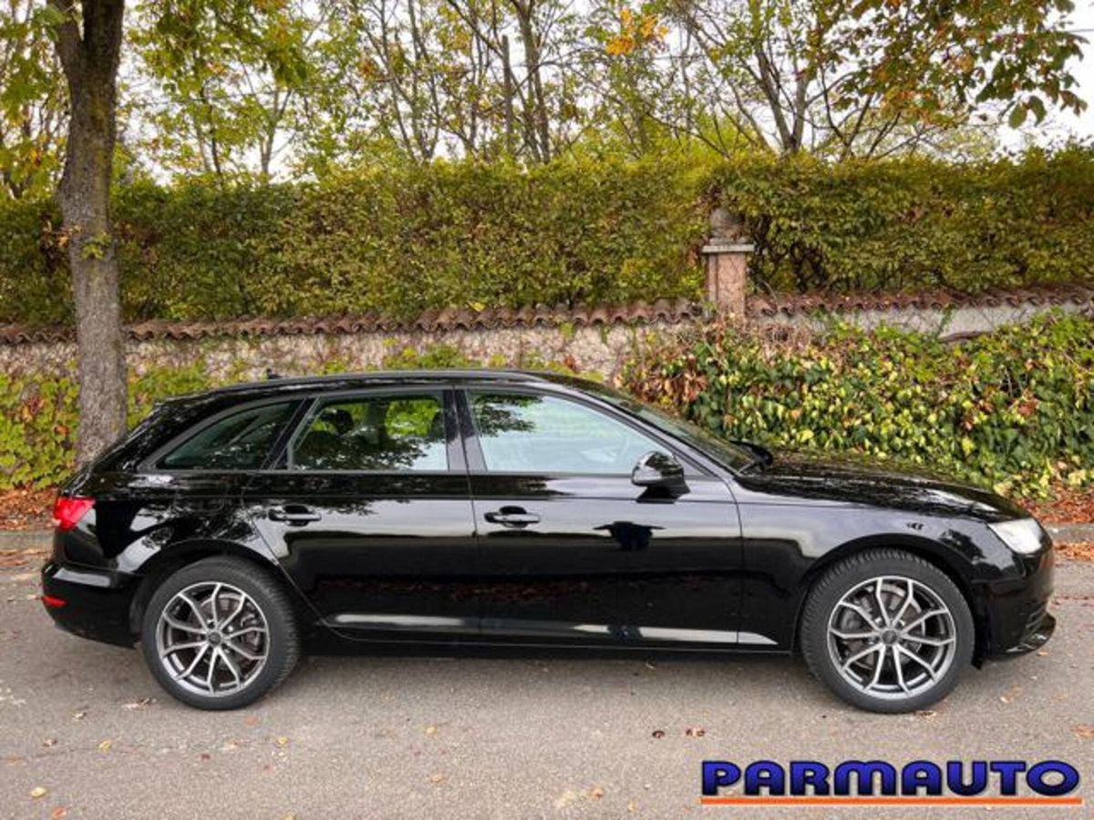 Audi A4 Avant 2.0 TDI 122 CV S tronic Business (2)