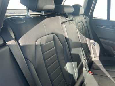 BMW X3 xDrive30d Luxury (11)