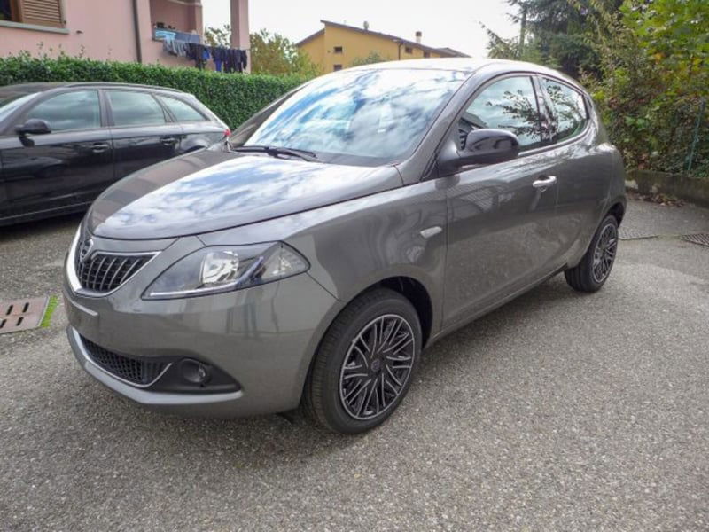 Lancia Ypsilon 1.0 FireFly 5 porte S&S Hybrid Ecochic Gold
