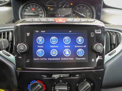 Lancia Ypsilon 1.0 FireFly 5 porte S&S Hybrid Ecochic Gold (11)