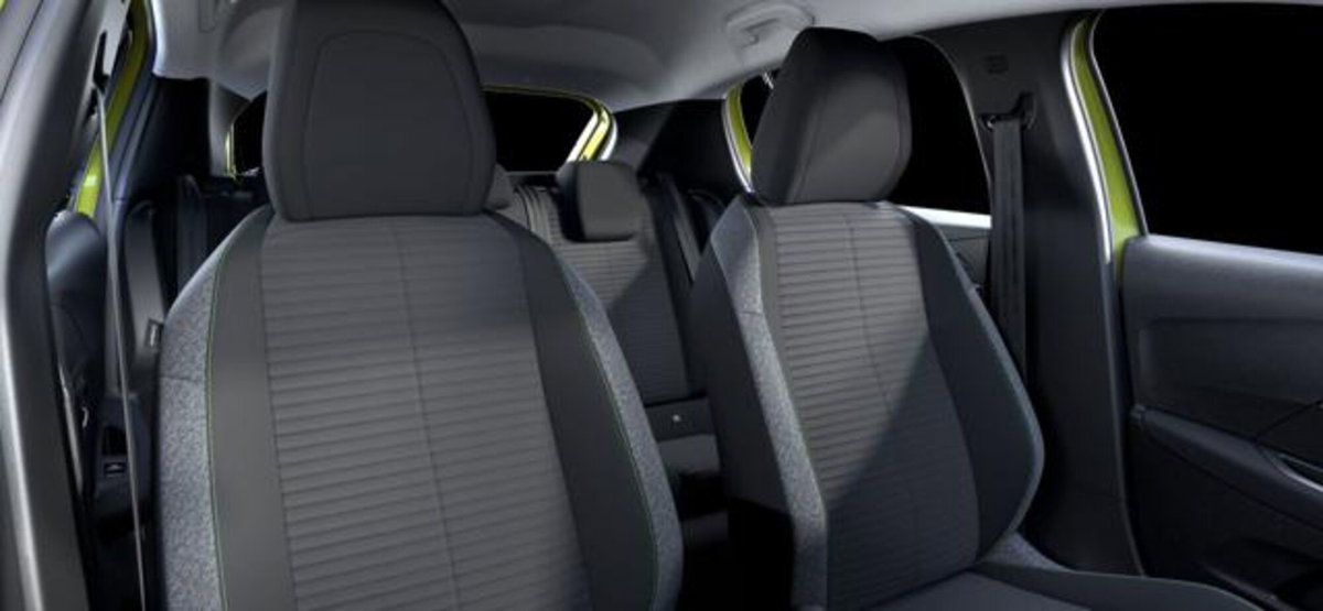 Peugeot 208 1.2 puretech Active s&s 100cv (7)