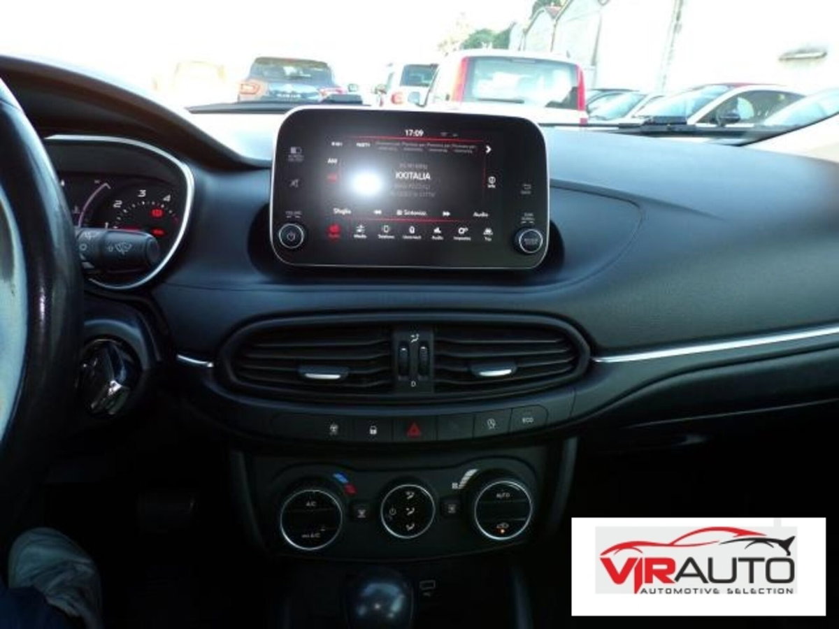 Fiat Tipo Station Wagon Tipo 1.6 Mjt S&S DCT SW Easy (19)