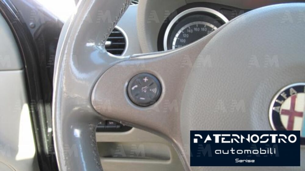 Alfa Romeo 159 1.9 JTDm 16V Distinctive (12)