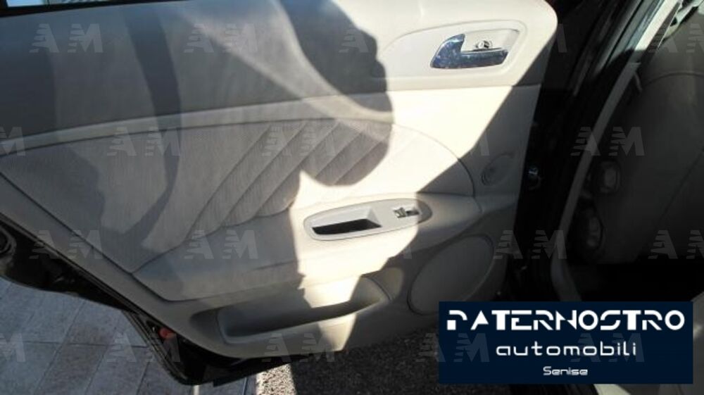 Alfa Romeo 159 1.9 JTDm 16V Distinctive (14)