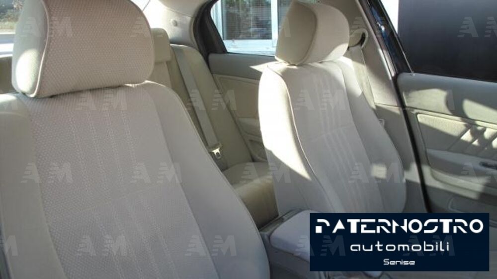 Alfa Romeo 159 1.9 JTDm 16V Distinctive (17)