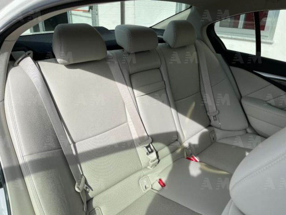 Infiniti Q50 2.2 diesel AT Premium Executive (11)