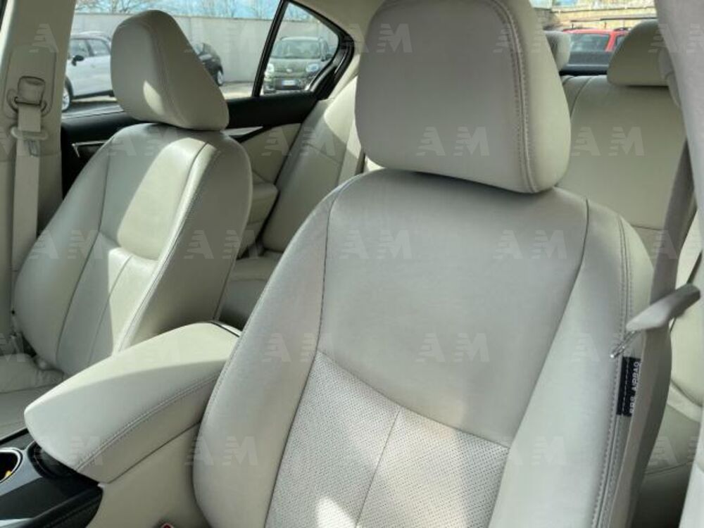 Infiniti Q50 2.2 diesel AT Premium Executive (15)