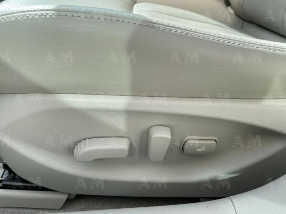 Infiniti Q50 2.2 diesel AT Premium Executive (16)