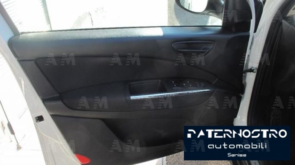 Lancia Delta 1.6 MJT DPF 105 CV Gold (7)
