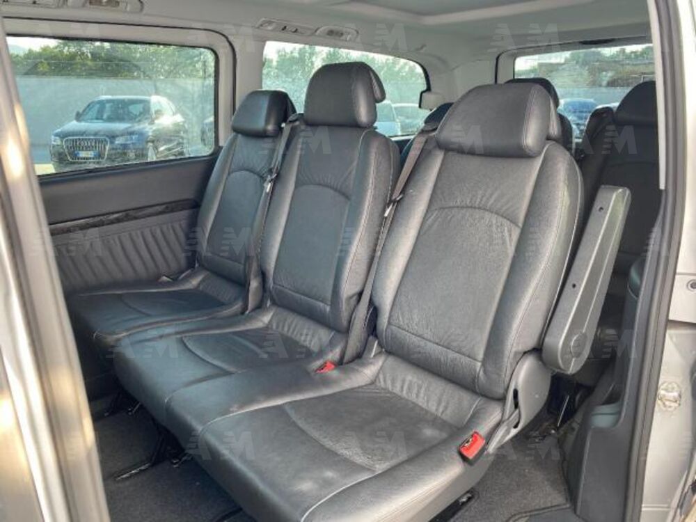 Mercedes-Benz Viano 3.0 CDI X-CLUSIVE L (10)