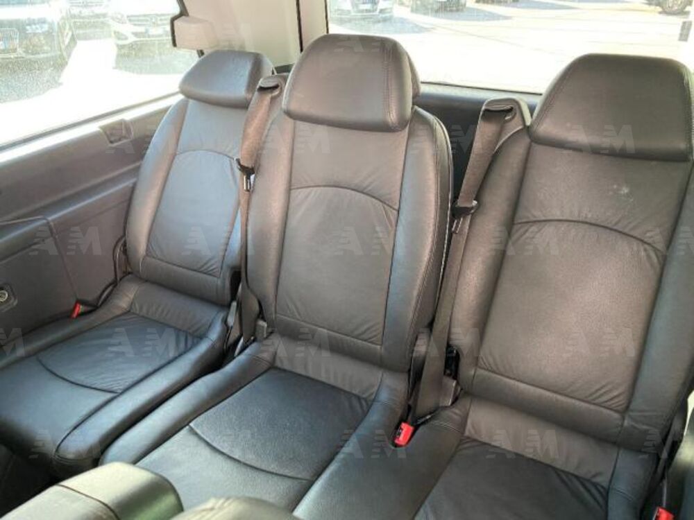 Mercedes-Benz Viano 3.0 CDI X-CLUSIVE L (11)