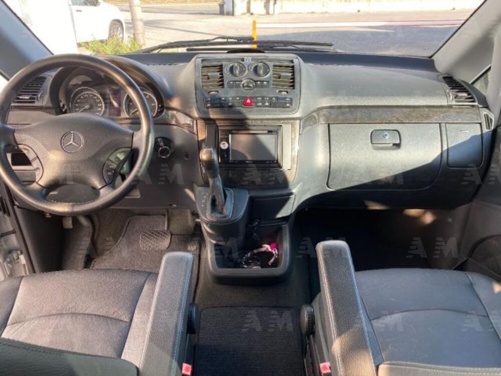 Mercedes-Benz Viano 3.0 CDI X-CLUSIVE L (12)