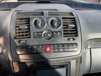 Mercedes-Benz Viano 3.0 CDI X-CLUSIVE L (14)