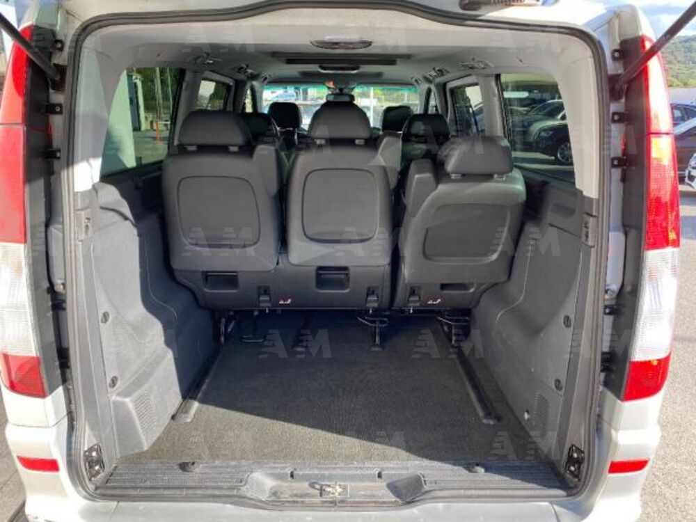 Mercedes-Benz Viano 3.0 CDI X-CLUSIVE L (19)