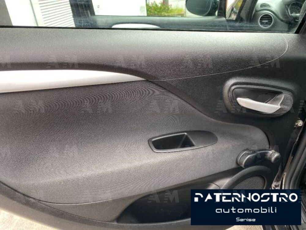 Fiat Punto 1.3 MJT II S&S 95 CV 5 porte Lounge (13)