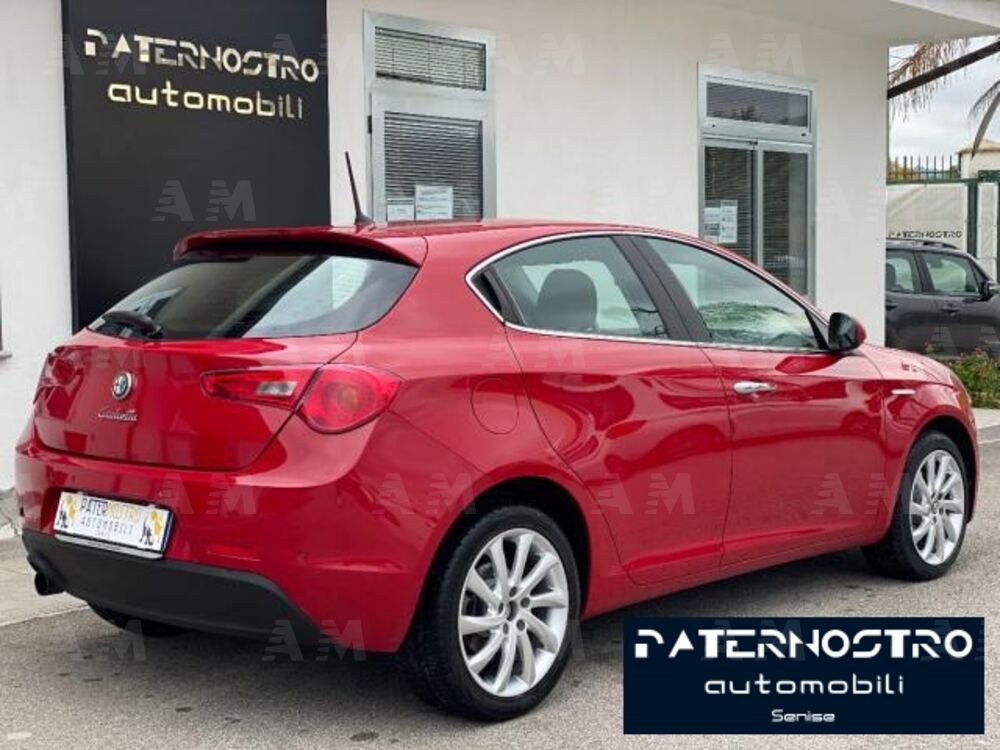 Alfa Romeo Giulietta 1.6 JTDm-2 Distinctive (7)