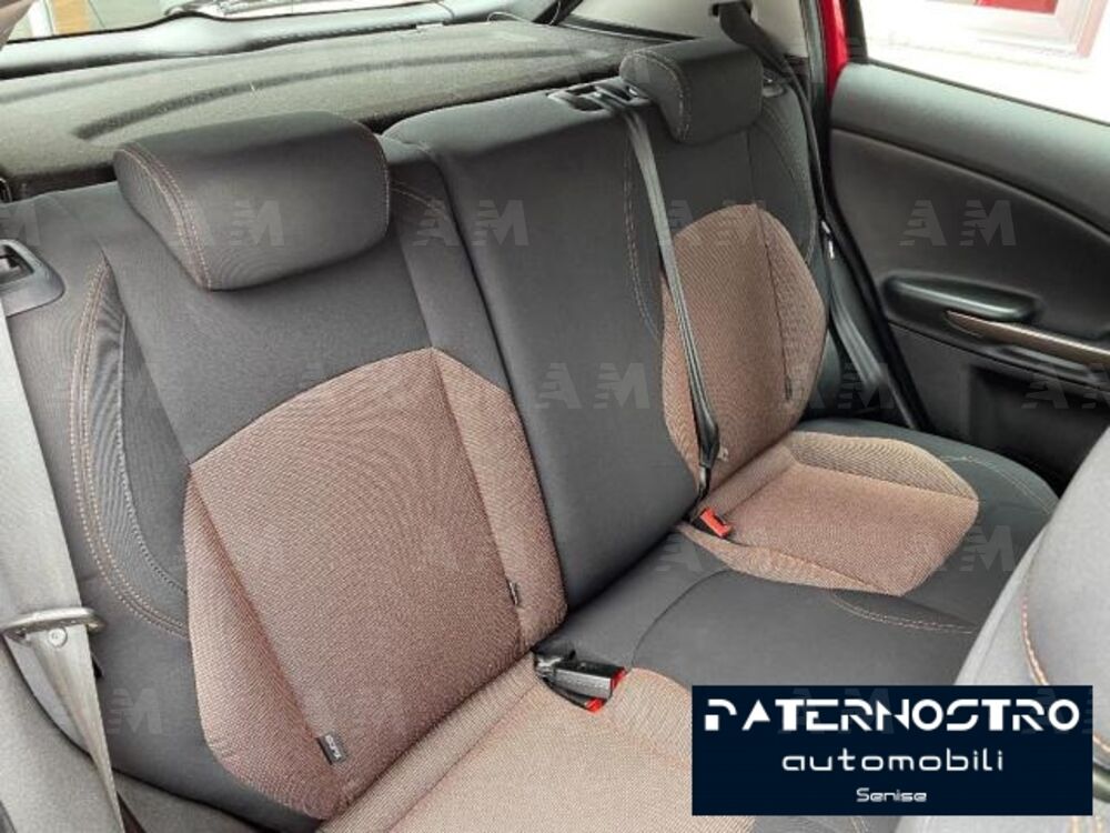 Alfa Romeo Giulietta 1.6 JTDm-2 Distinctive (9)