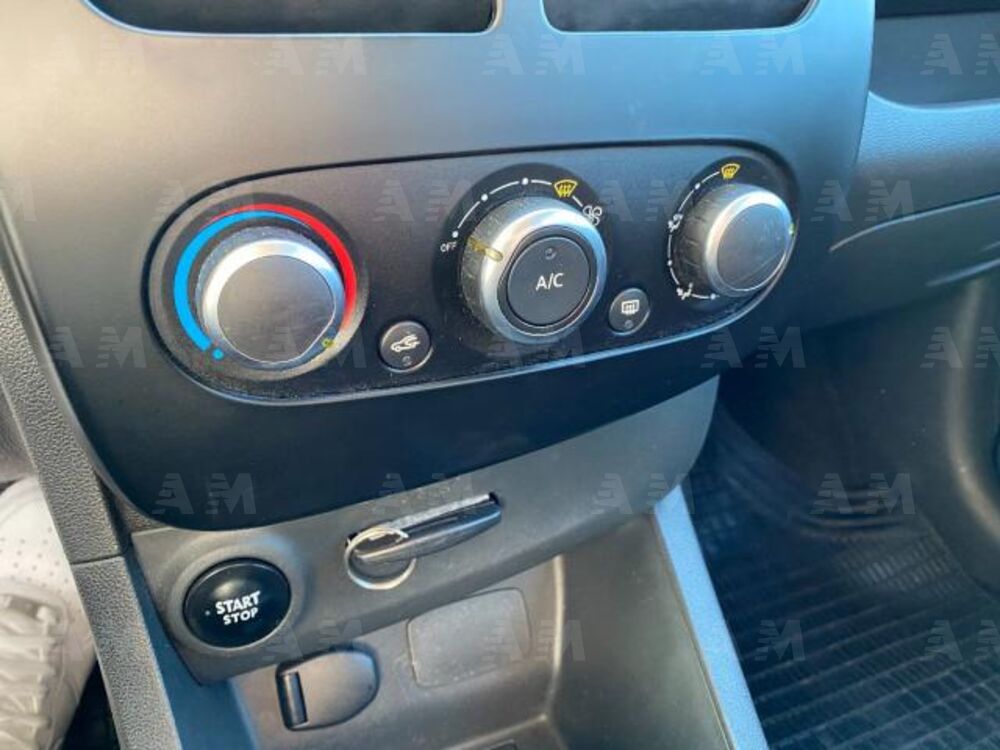 Renault Clio dCi 8V 75CV Start&Stop 5 porte Energy Life (16)