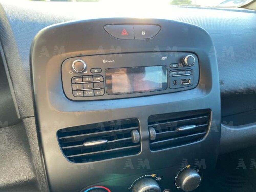 Renault Clio dCi 8V 75CV Start&Stop 5 porte Energy Life (18)