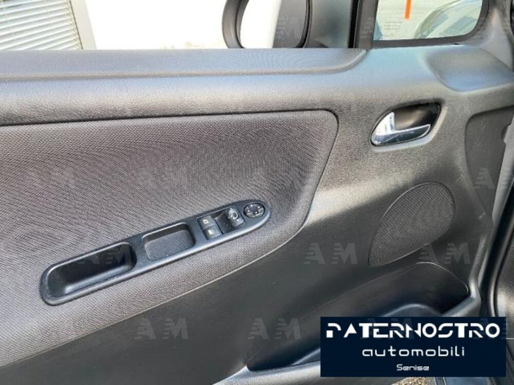 Peugeot 207 Cabrio HDi 110CV CC Féline (15)