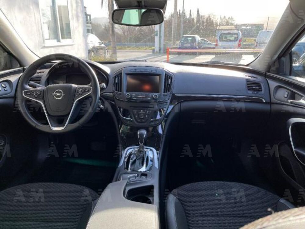 Opel Insignia Station Wagon CDTI 4x4 163CV Start&Stop Sports Cosmo (11)