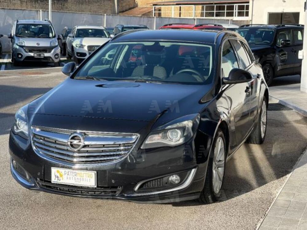 Opel Insignia Station Wagon CDTI 4x4 163CV Start&Stop Sports Cosmo (4)