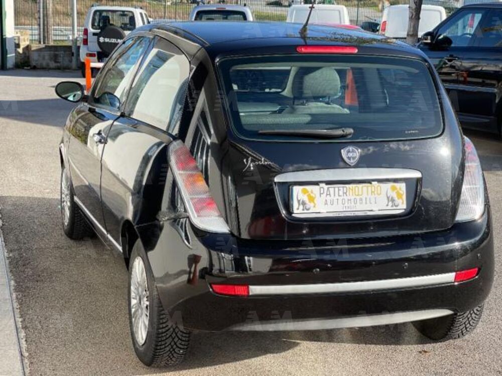 Lancia Ypsilon 1.2 Argento (6)