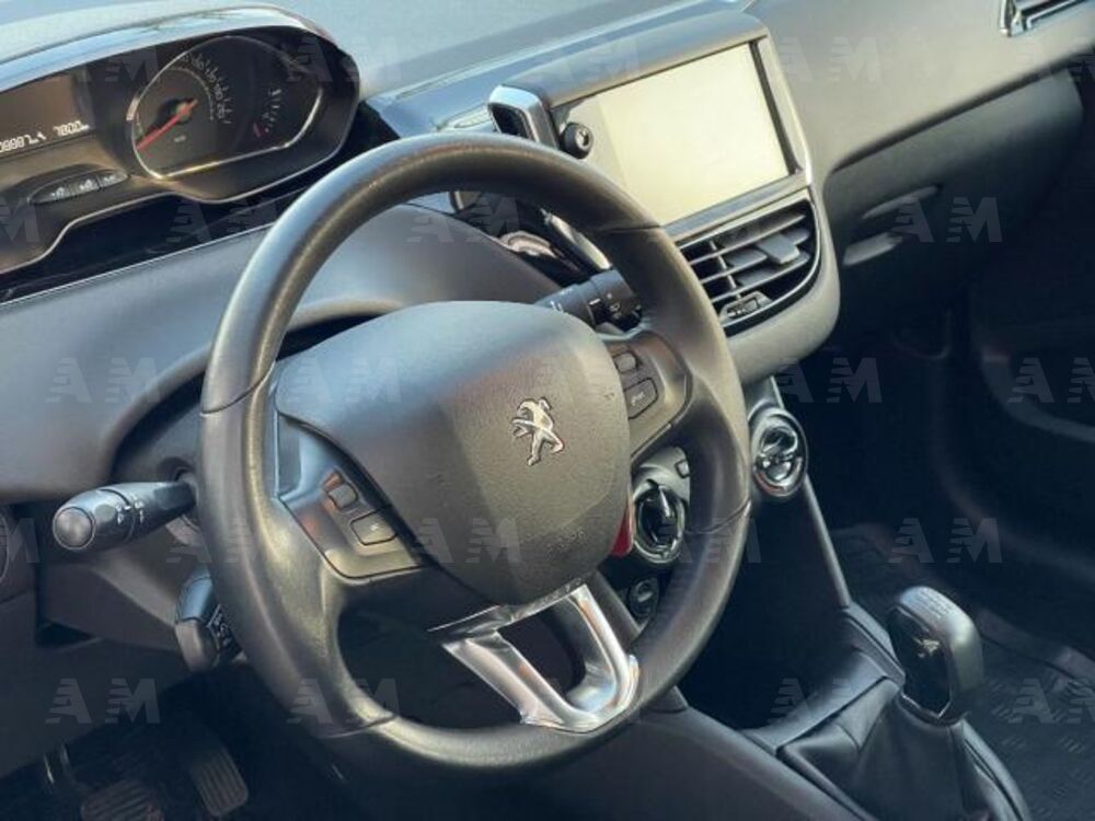Peugeot 208 VTi 95 CV 5p. Allure (10)