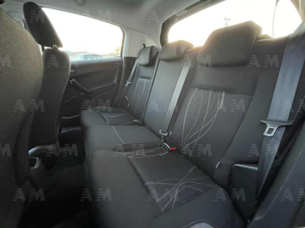 Peugeot 208 VTi 95 CV 5p. Allure (16)