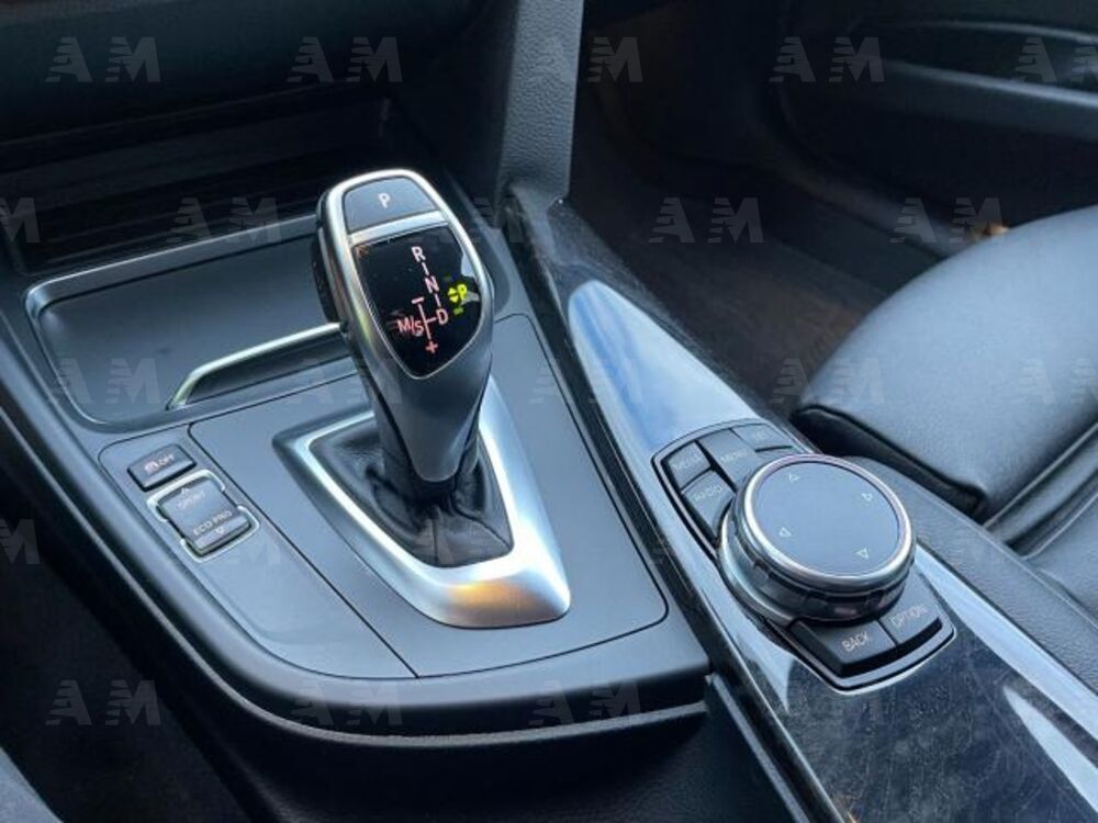 BMW Serie 3 Touring 320d cat xDrive  MSport (18)
