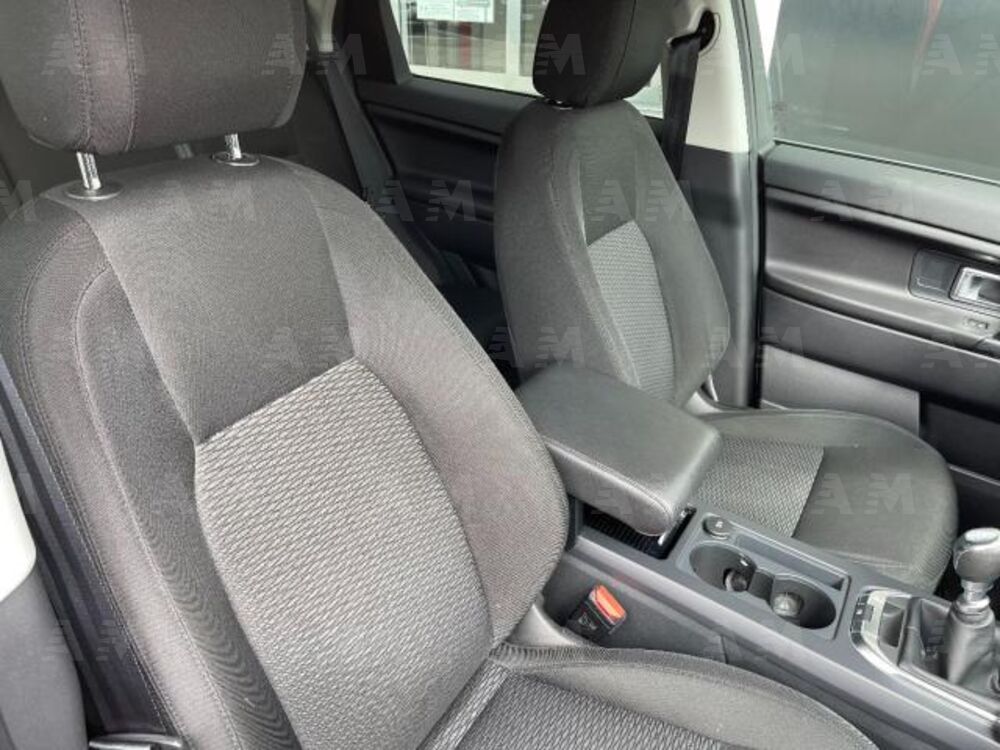 Land Rover Discovery Sport 2.0 TD4 150 CV SE (11)