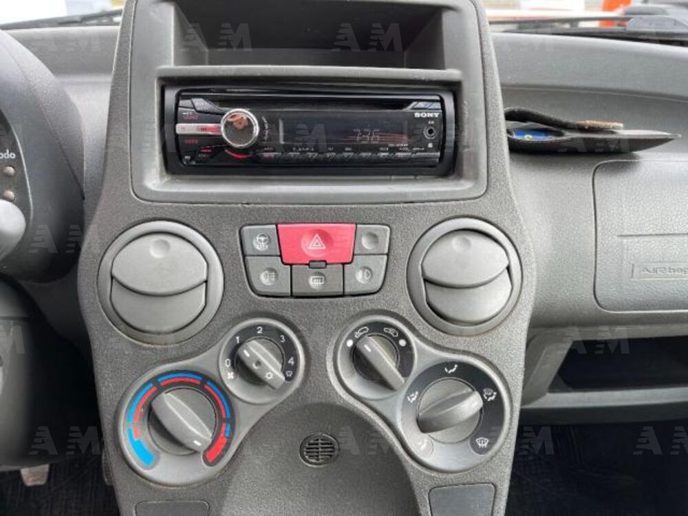 Fiat Panda 1.3 MJT 16V 4x4 (12)