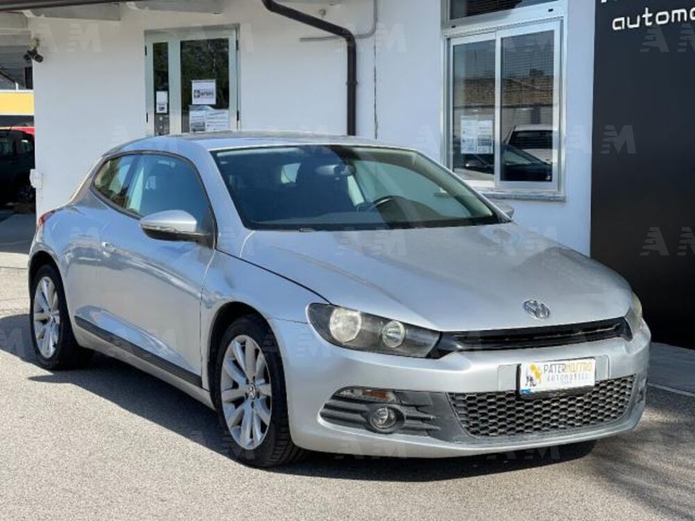 Volkswagen Scirocco 1.4 TSI 160CV (2)